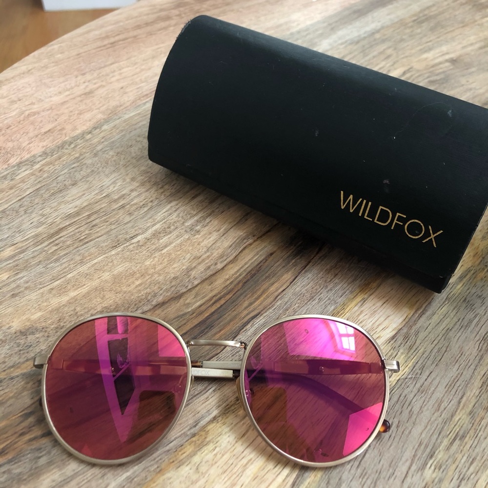 Wilfox “Dakota” Retro Sunglasses